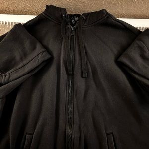 H&M Medium Black Zip-Up